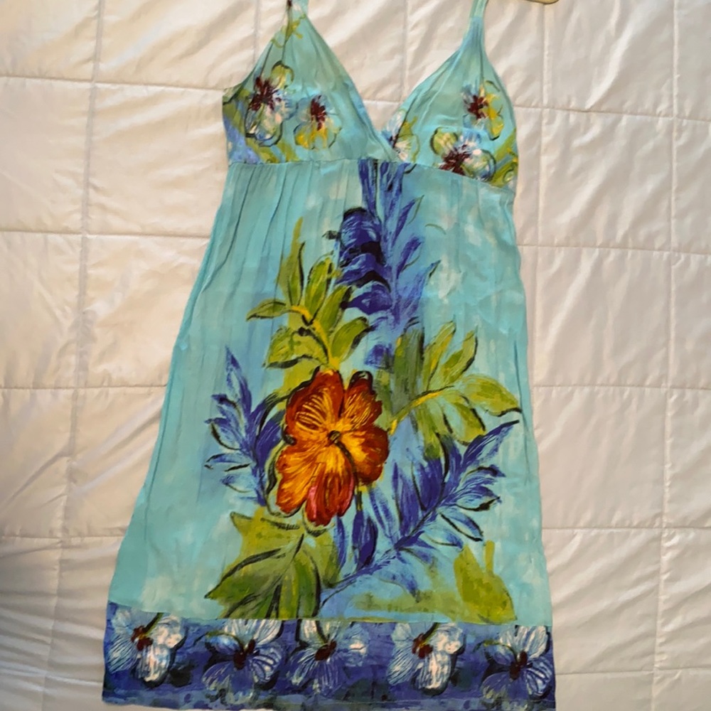 Tropical dress from Hawaii company JamsWorld.